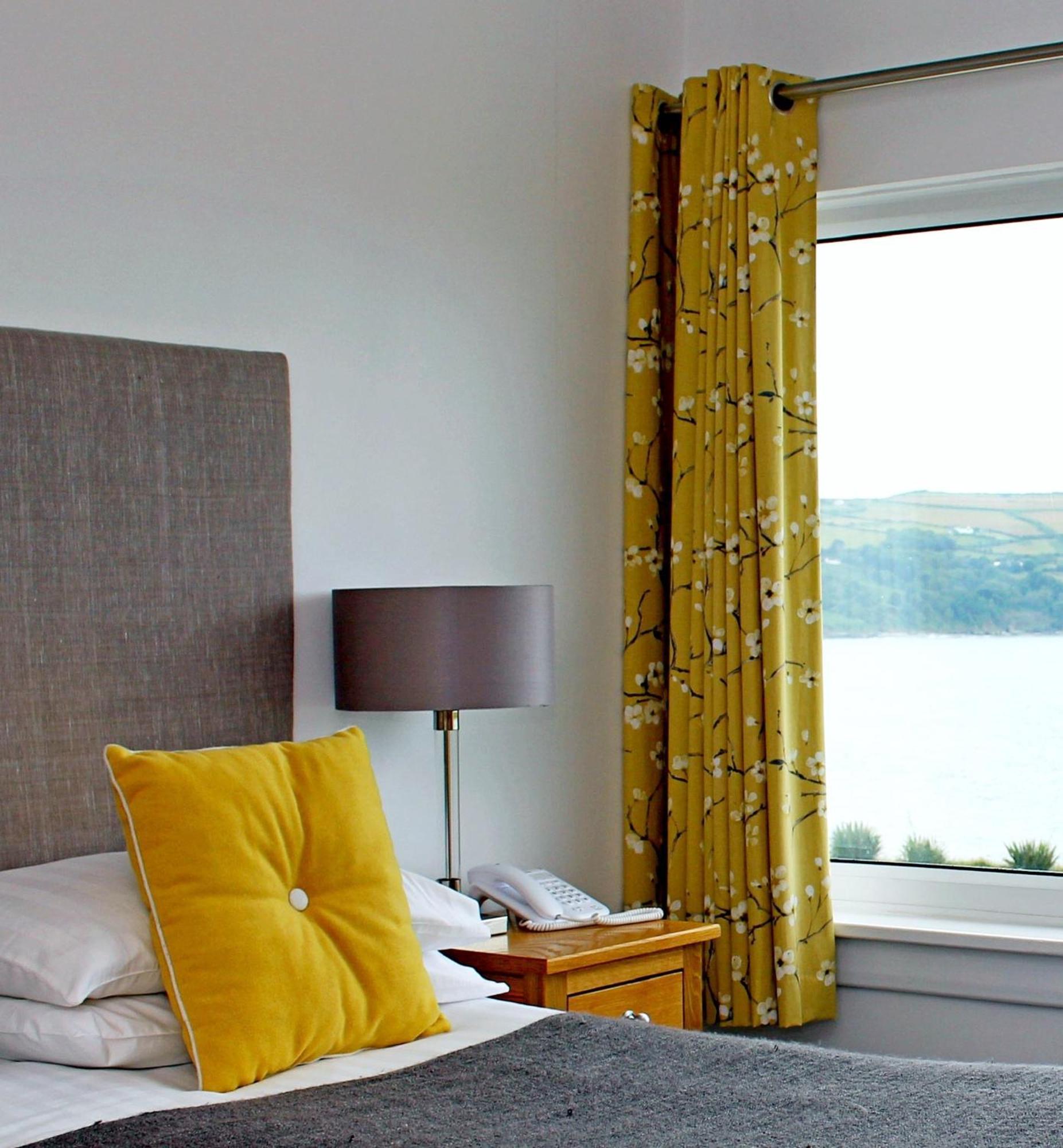 The Cliff & Hotel 3*